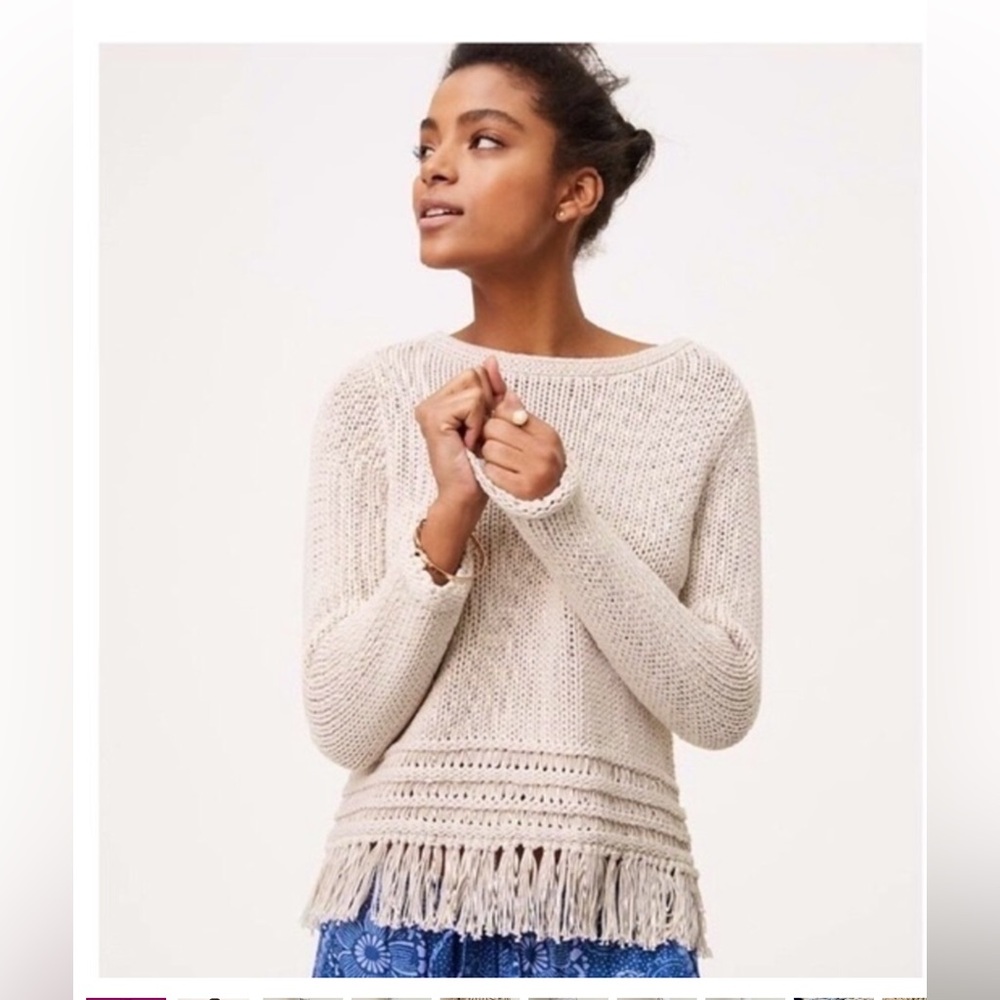 LOFT Knit Fringe Chunky 100% Cotton Sweater Boho (Small)
Very good condition.